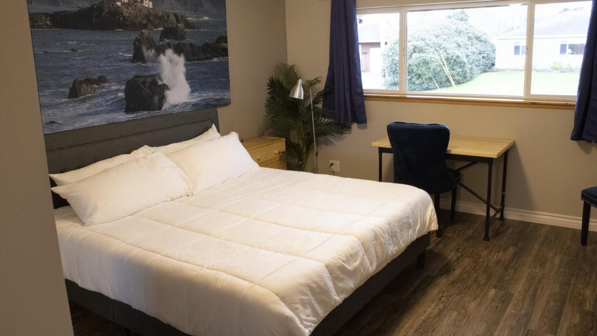 Private Home - Playground, Jumping Mat, Bbq, Darts, Firepit, Gazebo, 4 Smart Tvs, White Cotton Bedding, - The Redwood Cul-De Sac Beach Retreat クレセントシティ エクステリア 写真