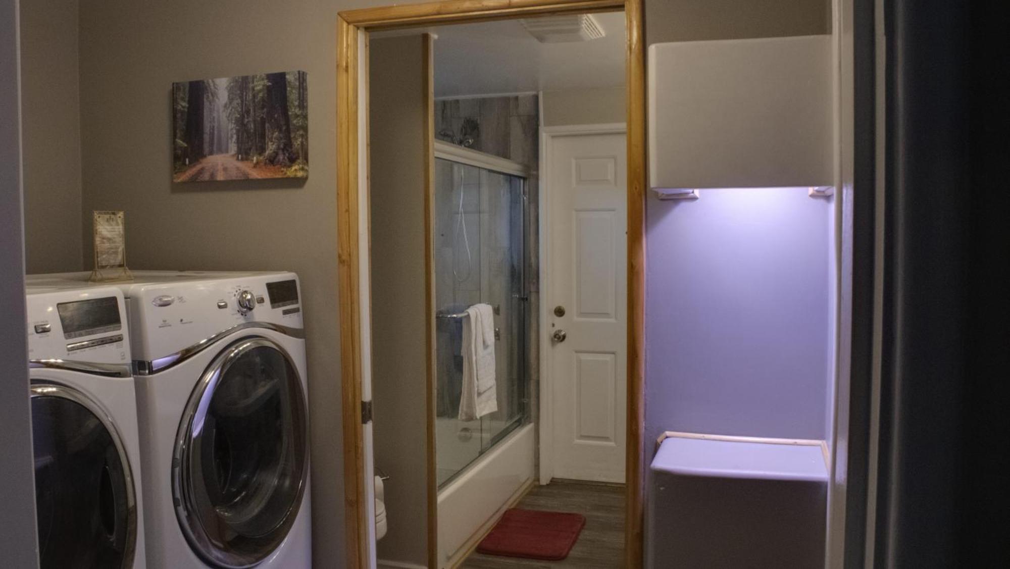 Private Home - Playground, Jumping Mat, Bbq, Darts, Firepit, Gazebo, 4 Smart Tvs, White Cotton Bedding, - The Redwood Cul-De Sac Beach Retreat クレセントシティ エクステリア 写真